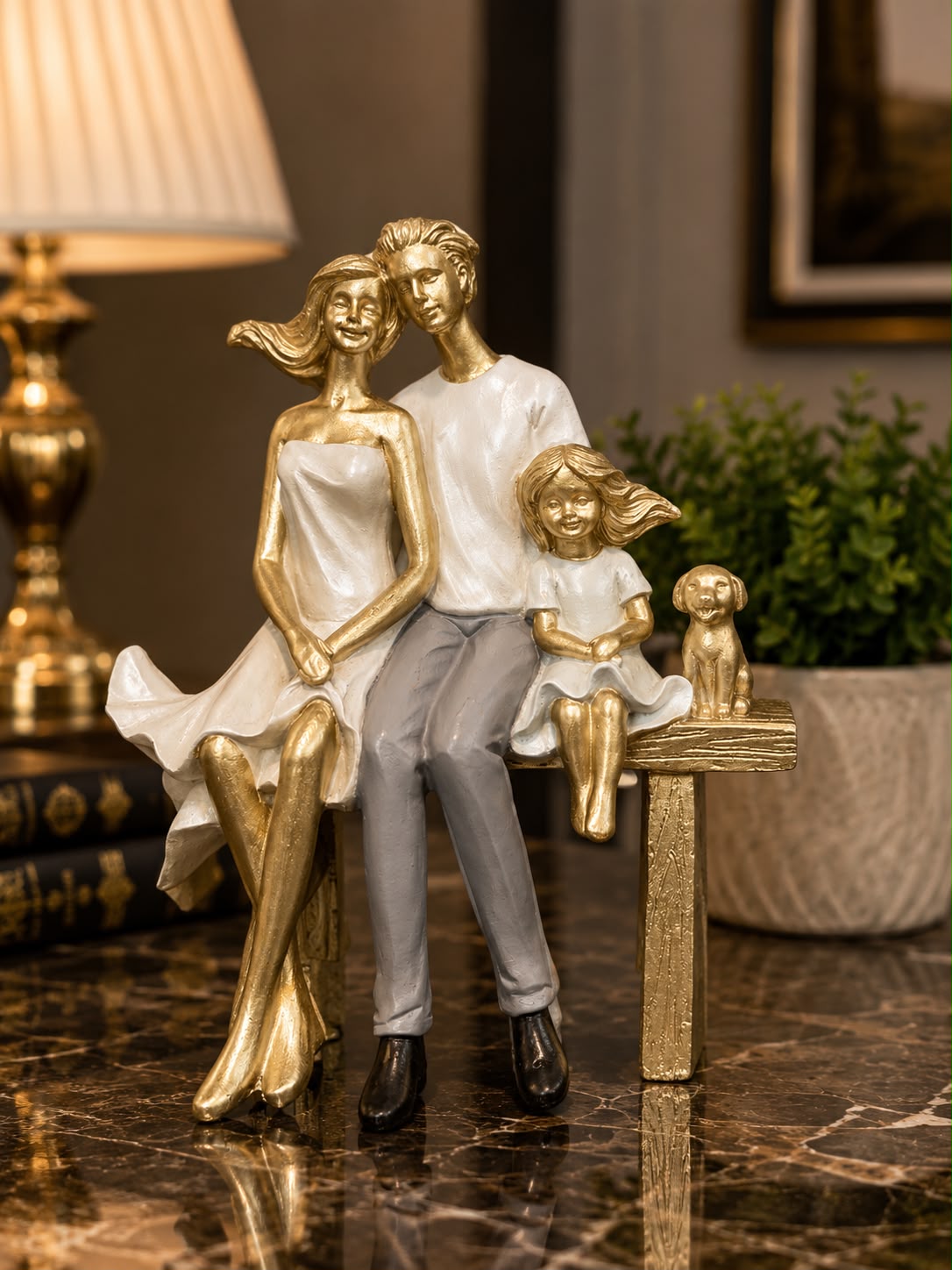 Elegant Romantic Couple Figurine – Gold & White Love Sculpture