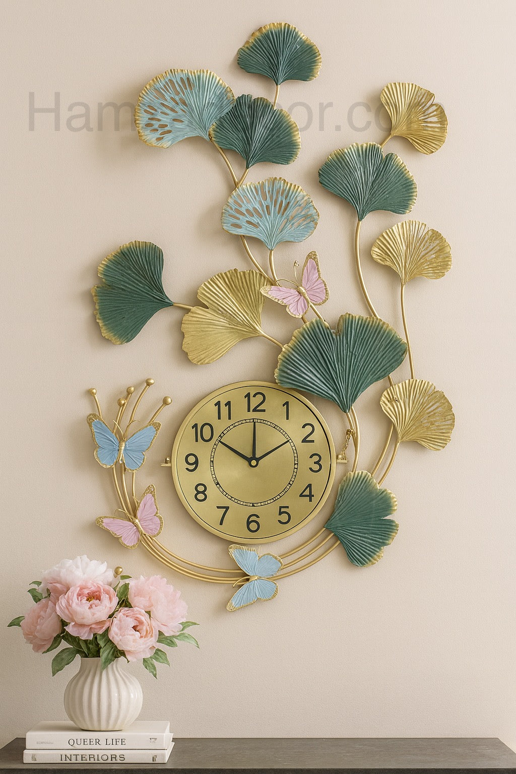 Elegant Metal Wall Clock – Aesthetic Wall Art with Luxury Finish
