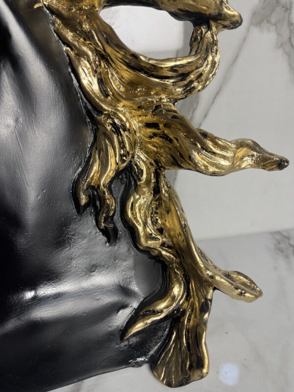 Luxury Black & Gold Horse Head Sculpture – Elegant Home Decor Accent